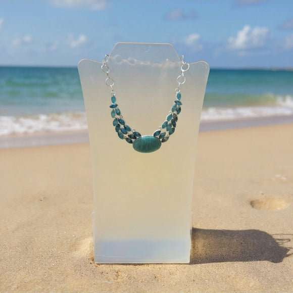 Emerald Green Oval Necklace With Earrings