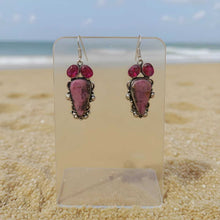 Load image into Gallery viewer, Pink Agate Slice Necklace &amp; Matching Earrings